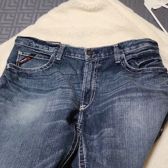 Ariat Men's Relaxed Bootcut Fit M4 Flame Resistant Denim Jeans - Picture 3 of 7